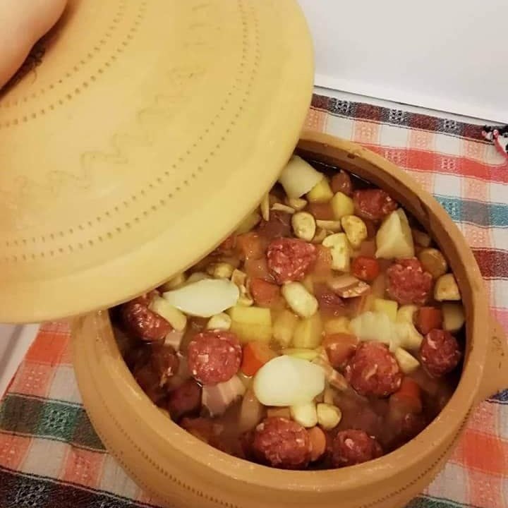 Jelo u đuvečari