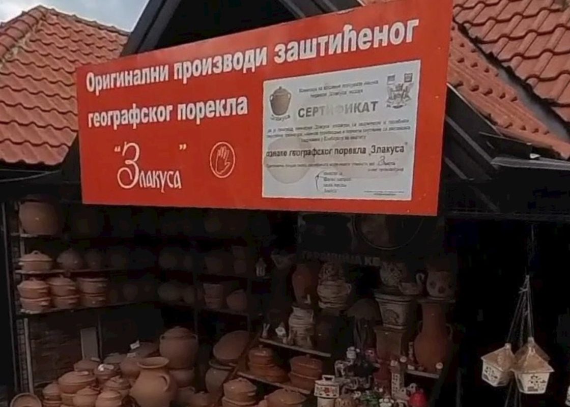 Prodavnica grnčarije na Zlatiboru sa sertifikatom geografskog porekla Zlakusa